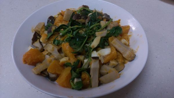 簡單又好吃的『金沙塔香雙菇』，香噴噴起鍋嚕！