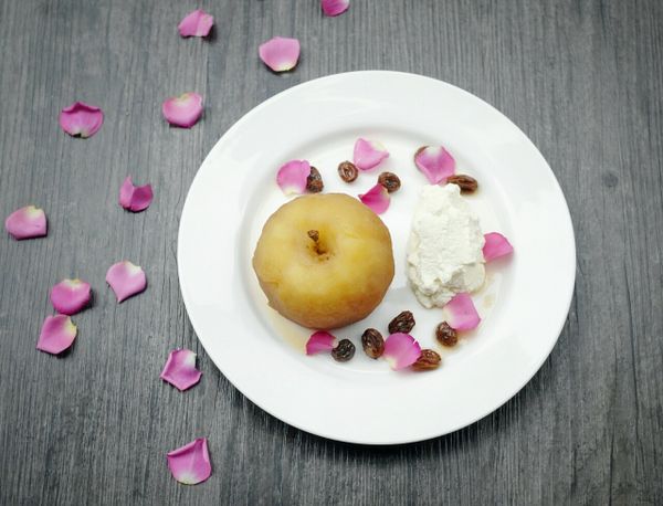 再配以冰淇淋，優格或鮮奶油享用！