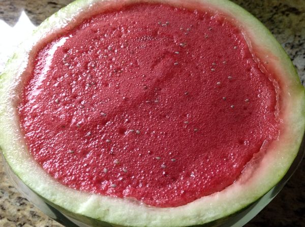 冷藏至完全凝固便可品嘗享用!!掀開保鮮膜後的樣子~