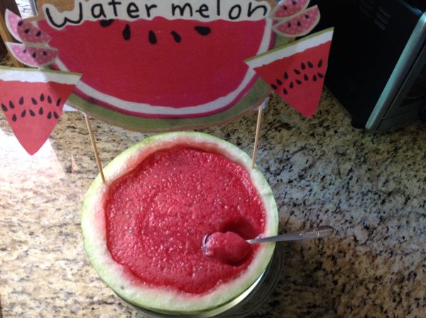 西瓜凍裡.還有著營養又像極西瓜籽的奇亞籽!!