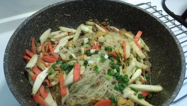 最後加點蔥花拌勻即可上菜