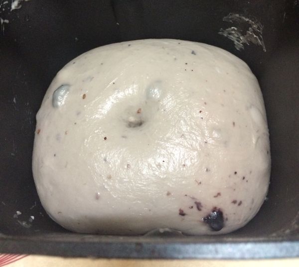 戳洞不回縮即是發酵完成