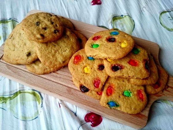 可以在麵團上放mm巧克力變成另一種口味喔!