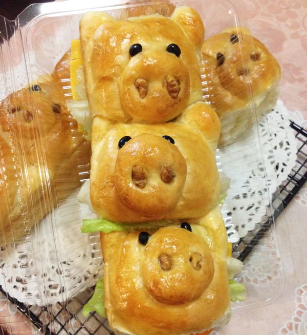 三隻小豬餐包帶去野餐～超厲害的吧