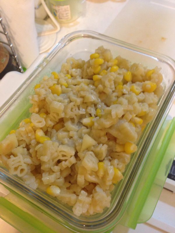 奶油馬鈴薯蘋果香的義大利麵 不加調味料就很好吃喔！