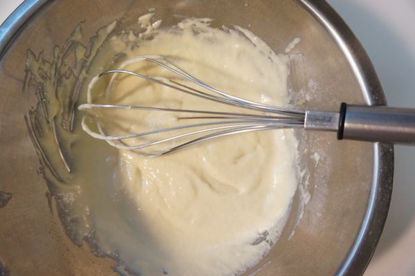 輕輕攪拌至滑順無顆粒狀。