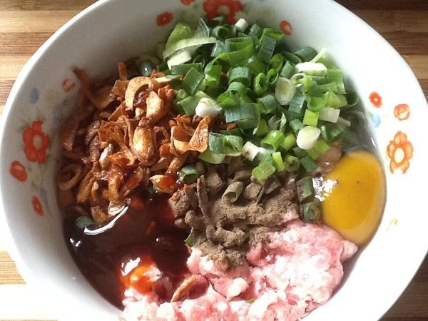 4.內餡製做：
   4.1將所有[內餡材料]混合。