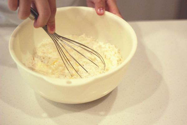 【等】：

靜置半小時，等麵糊泡出氣泡後即可使用