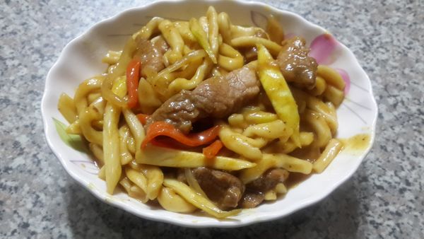 麵條吸入湯汁入味即可熄火