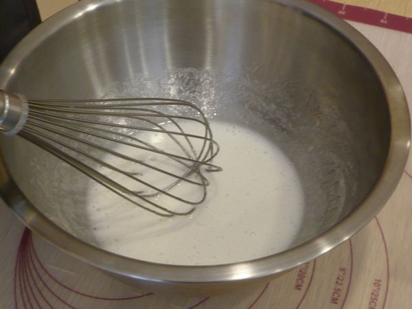 拌至不透明白色