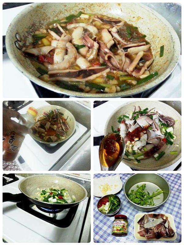 先將蒜切碎丁 + 青蔥切段洗淨 + 香菜洗淨 + 辣椒條切片洗淨 + 檸檬切兩片 + 

魷魚切片後洗淨