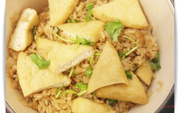 每顆飯粒都吸附著醬油香氣唷!!!