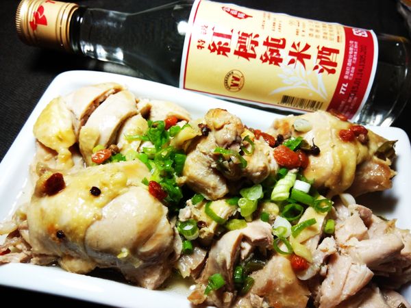 美味上桌了，趕快呼朋引伴一起享受美食吧。