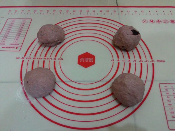 均分成四等份，鬆弛20分鐘