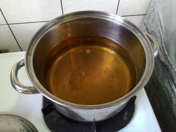 後發剩十分鐘時，準備糖水；並將烤箱以200度預熱