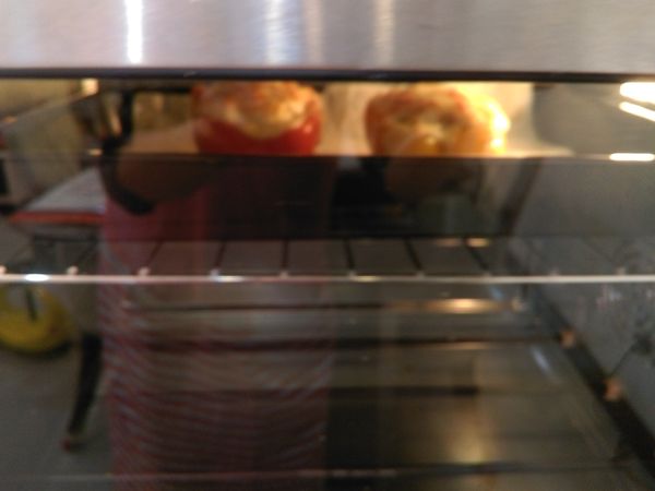 170℃左右約5分鐘至表面上色即可。