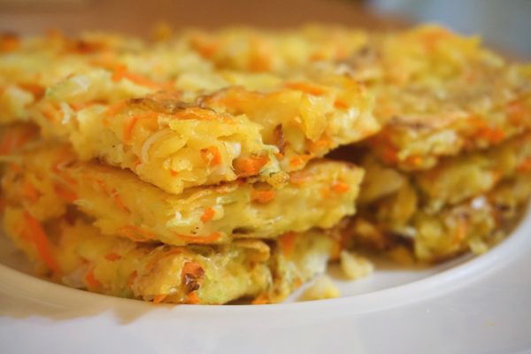 切片成一塊一塊的，方便食用。