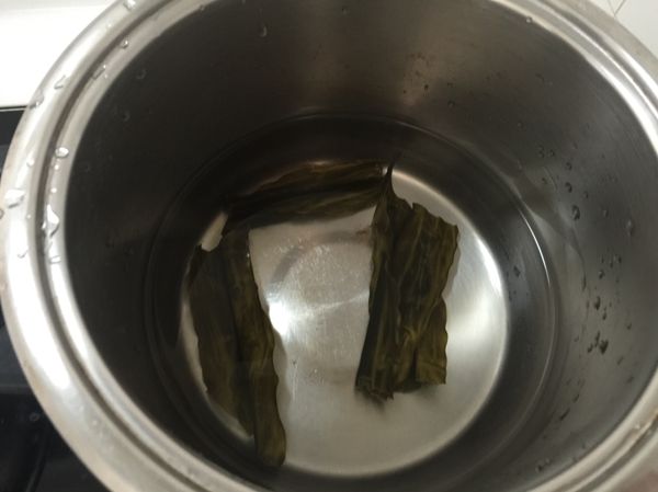 乾昆布及水煮20分鐘成昆布高湯