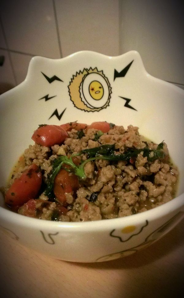 香噴噴又開胃的打拋豬肉超下飯的啦！