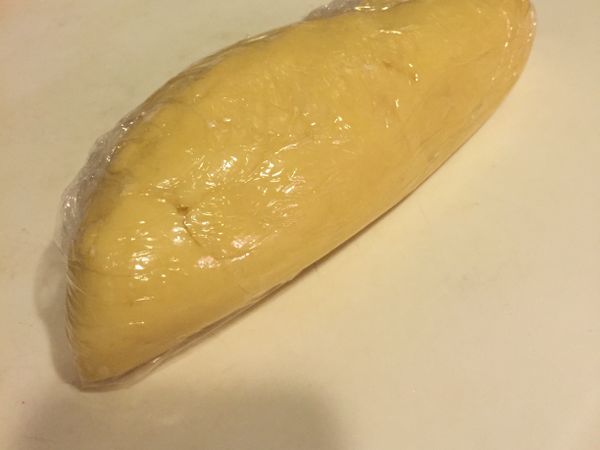 搓成面團，放雪櫃雪1小時。