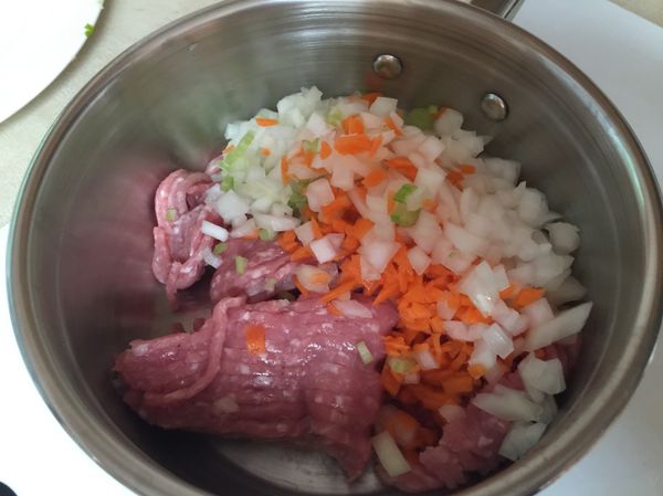 將所有配料加入並拌勻
調味部分；日式調味鹽1.5小湯匙、胡椒粉少許