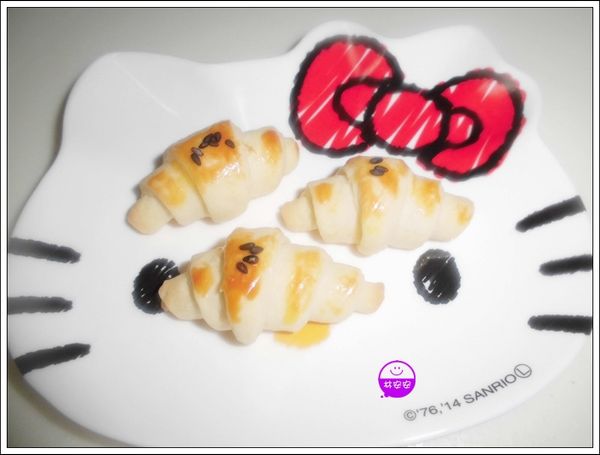 可愛吧！小朋友一個一口不怕吃不完呀！