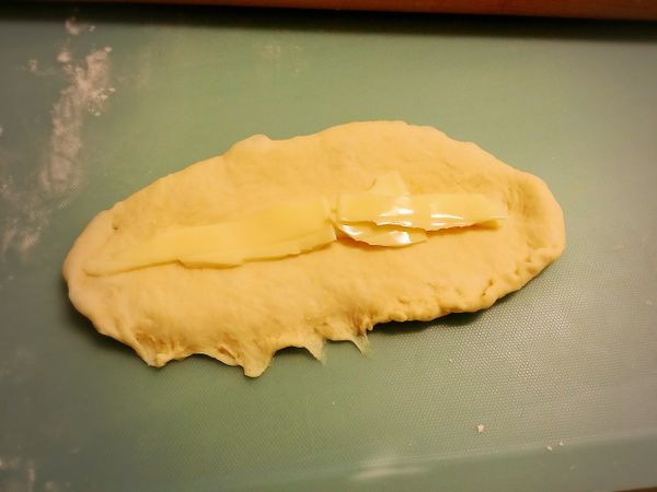 可以捲想吃的餡料Ex.起司片