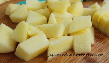 蘋果削皮, 切成小方粒