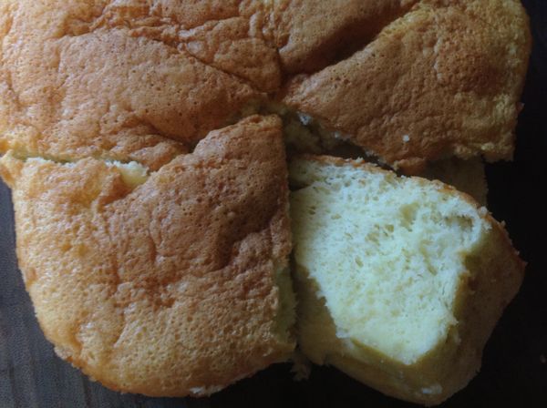 當下午茶點心或各式節慶派對上,皆是受歡迎的 Cotton Cake-鑄鐵鍋烘烤棉花蛋糕♥!!!