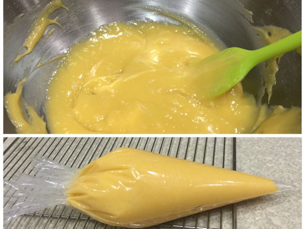 麵糊裝在裱花袋裏👉前端剪個小開口，同時預熱烤箱180度🌡。