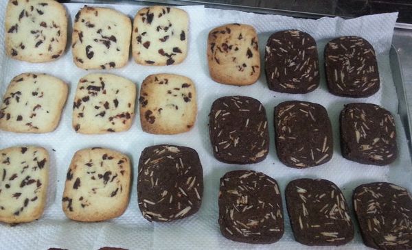 擺盤烤120度烤約6分鐘
請依個人烤箱狀況而定，我是使用小烤箱。