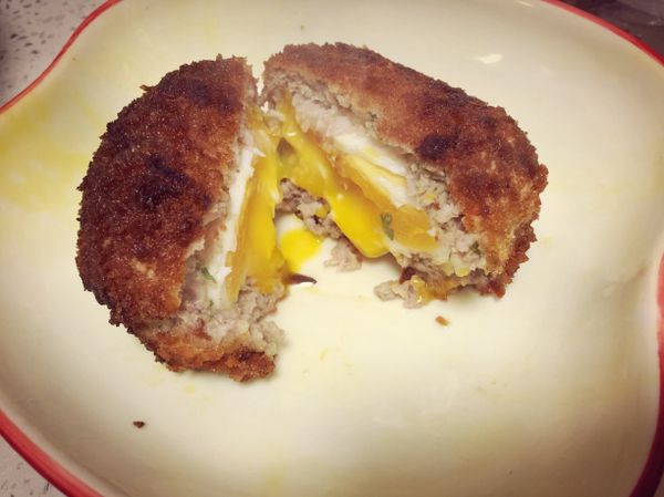 都滾好後拿去半煎炸，表面都上金黃～
再拿去烤箱200度烤5-10分鐘，沒烤箱就煎炸到肉熟也可以唷！