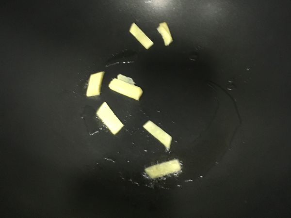 落油爆香薑片