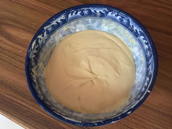 把step2 的食材攪拌至無顆粒狀（我使用電動攪拌器）