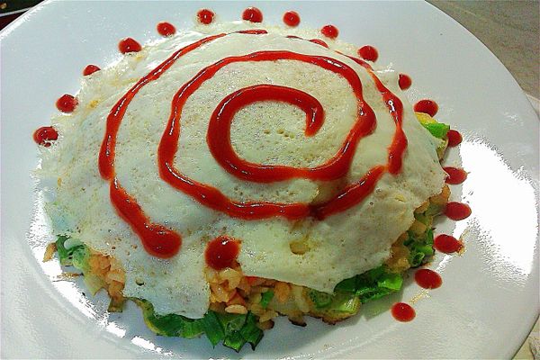 上桌前，再淋上一層蕃茄醬！