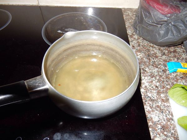 先煮好湯頭