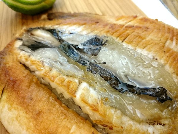 煎至兩面呈現金黃色即可。