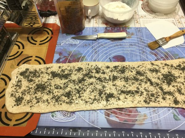 抹上沙拉油&amp;黒芝麻粉後3折