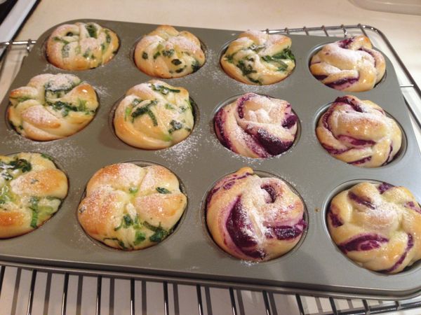 表面均勻撒上麵粉裝飾