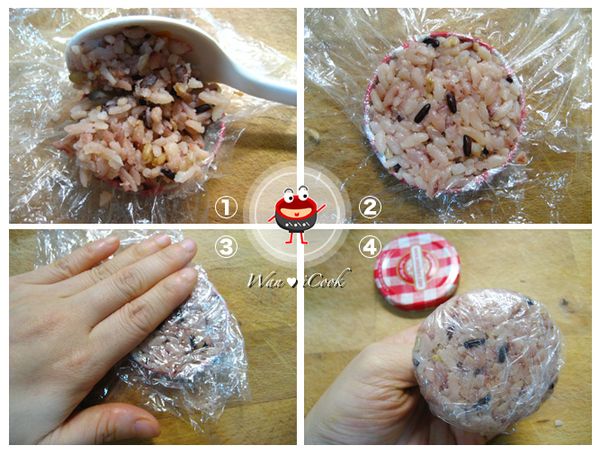 取一圓模型（我就地取材用草莓果醬的蓋子，直徑約5.5cm，一盒南僑膳纖熟飯，我做了七個左右）①在蓋子上鋪上一層保鮮膜，放入適量的米飯②將保鮮膜兩側覆蓋在米飯上③用手按壓將模型內的米飯平均壓平④輕輕取出。打開一看淡紫、淡黃色的穀類再加上搶眼這紫米熟飯粒粒分明、晶瑩剔透。看起來好漂亮，而且很出色、光看就引起食慾，我迫不及待試吃了一口，嚼起來Q彈還有股樸實的穀香、不錯挺好吃的，吃起來黏度適中，軟硬度也很OK哦～個人覺得跟一般白飯比，多了咀嚼感，吃慣白米換這種纖維多、營養多的膳纖熟飯也是不錯的選擇。