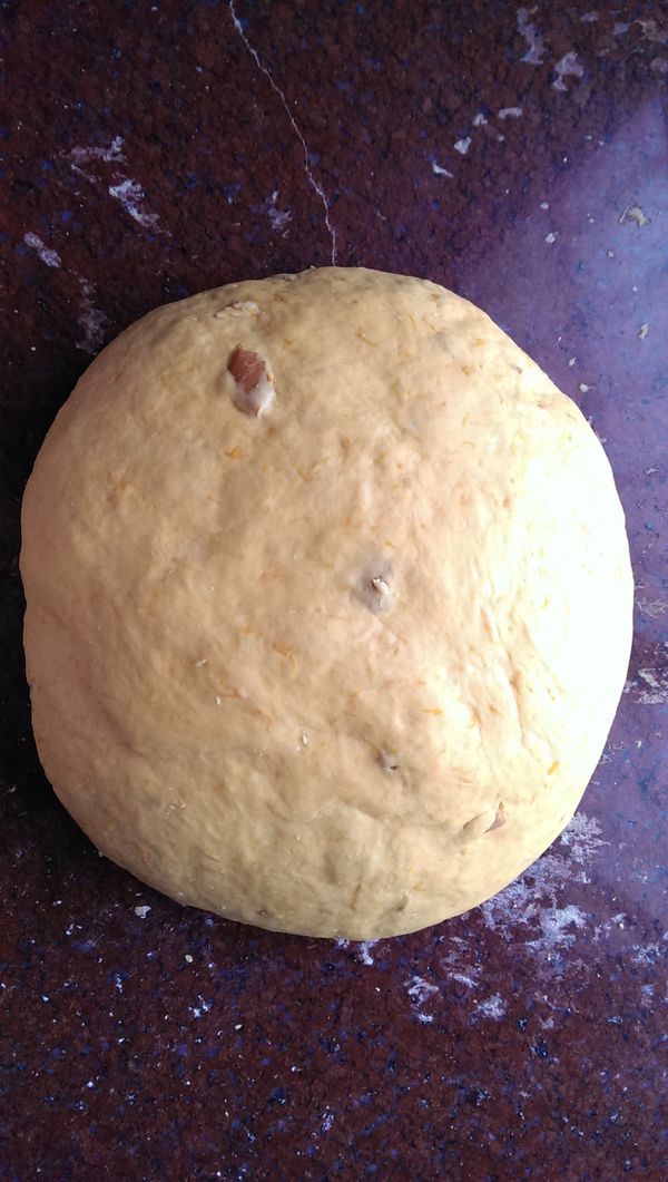 揉出來的麵糰形狀。