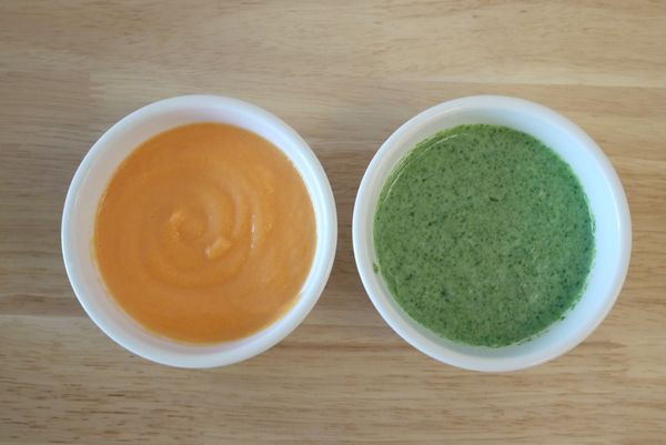 小松菜泥與紅蘿蔔泥，就是兩款不同口味的鯛魚燒餡料啦～