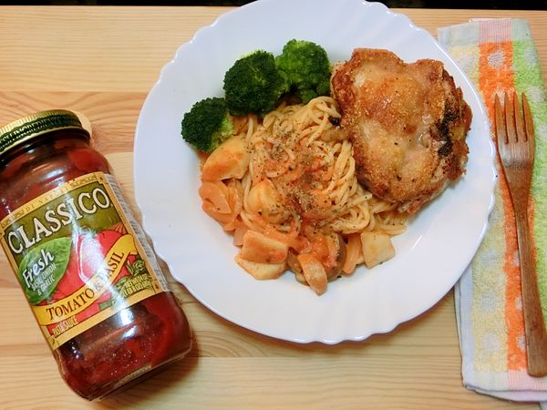 待收汁，起鍋前撒上適量乾燥羅勒葉