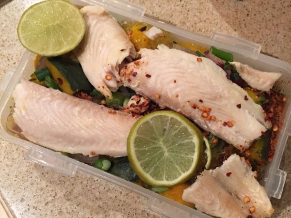 配上魚塊便是豐富的便當