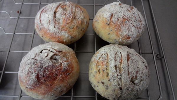 入烤18~20分鐘，放涼即可好好的享用。