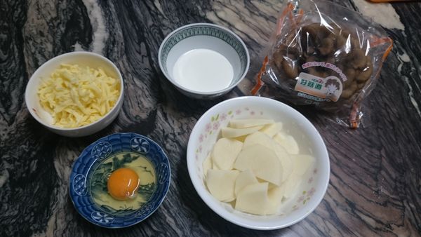 準備好派餡的材料