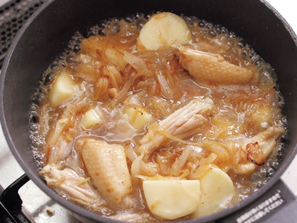 水分3次加入，開大火每一次都要
煮滾。