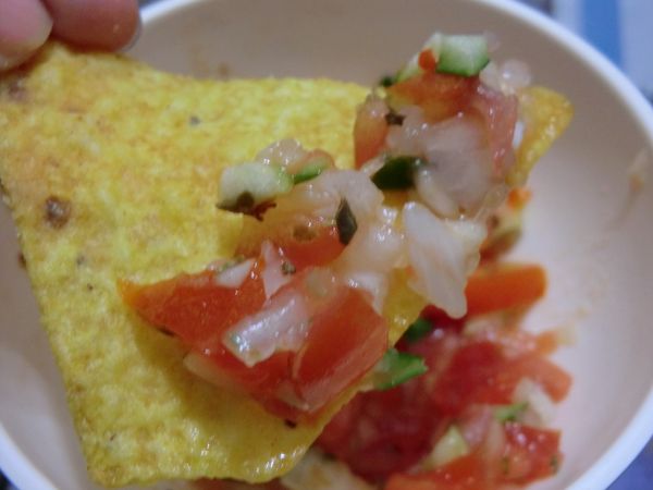 買一包Doritos來配！呀咪~