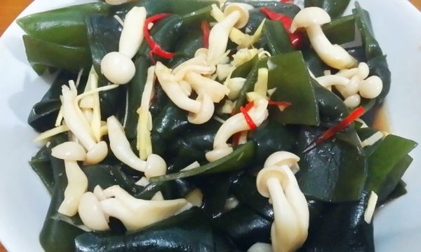 放入冰箱冰涼涼的就是一道爽口的美味小菜