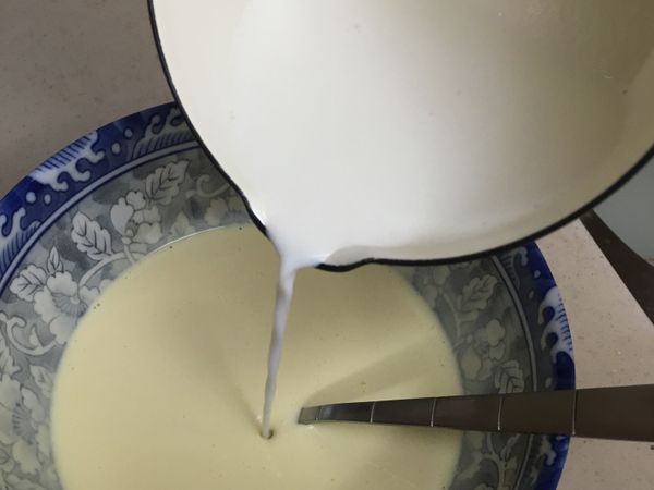 後將步驟二的加入，攪拌均勻